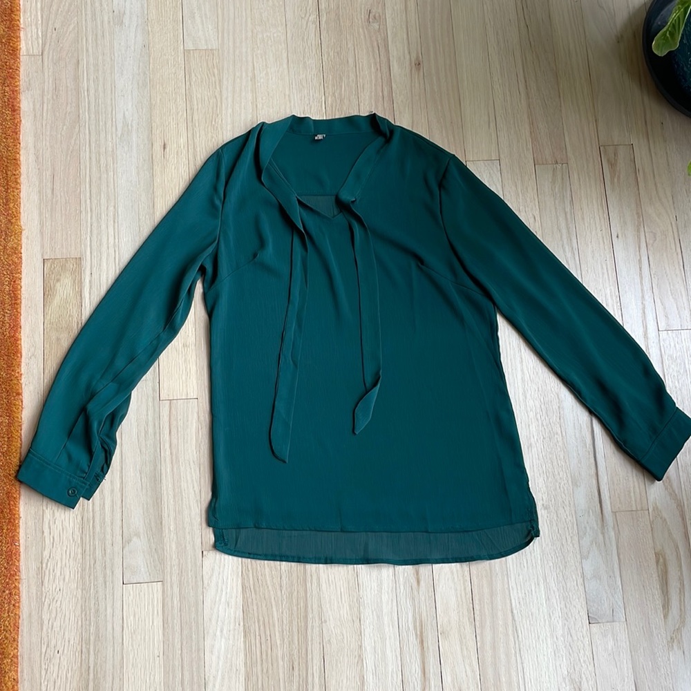 Hunter green blouse.